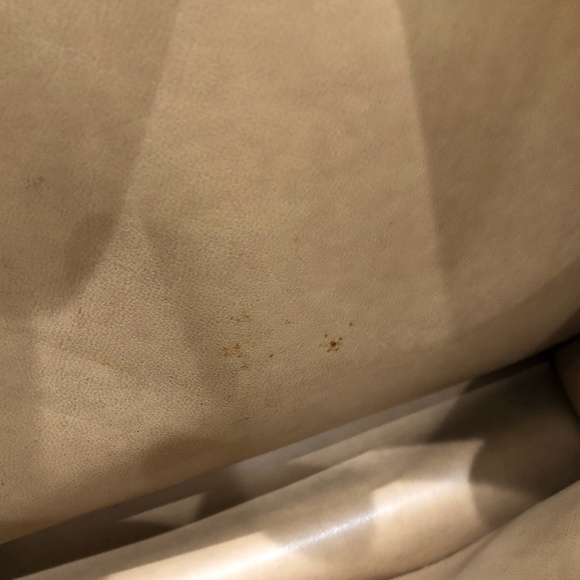 Gucci Brown GG Supreme Zip Pouch Sku#85251 (Gently used, corners re-color) - Picture 12 of 15